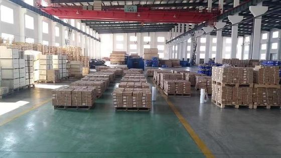 L'appareil est équipé d'un dispositif de tension de courroie adapté à la Cummins SM11 QSX15 ISX15 X15 4299053 3691280 4920105 2871294