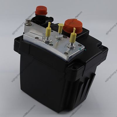 1205710-KW100 A034J233 5273338 Pompe à dosage pour les équipements automobiles Cummins
